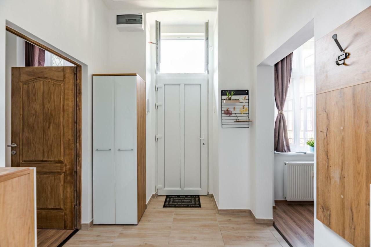 Central Kira Apartment Βουδαπέστη Εξωτερικό φωτογραφία
